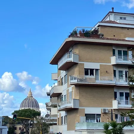 Domes St Peter Vatican "In The Center With An Exclusive View"-3